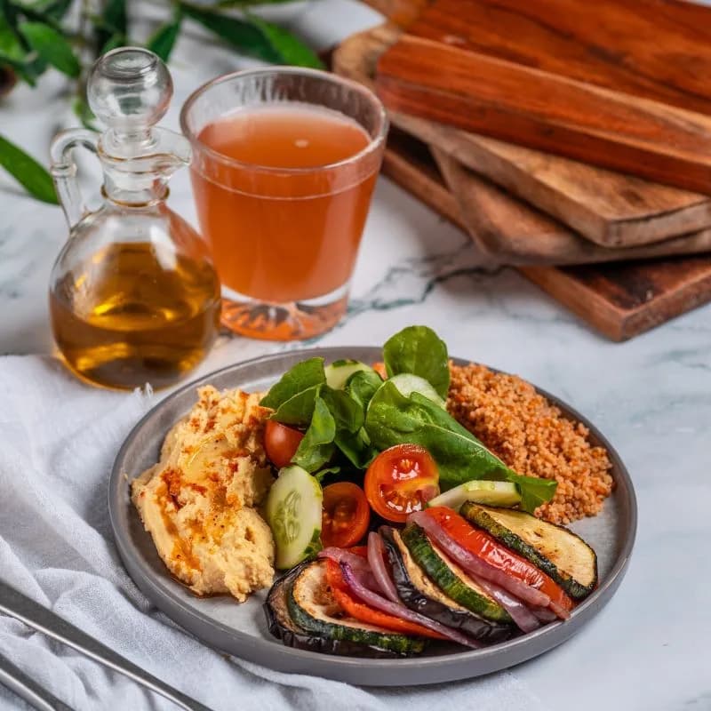 Ensalada Marroquí de Hummus y Cous cous