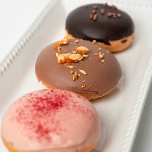 Caja 3 Donas Rellenas Tricolor Keto, Sin Azúcar Añadida, 166 g