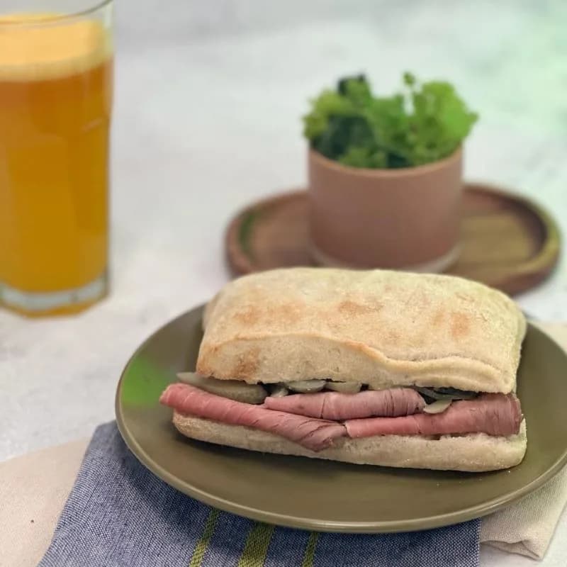 Ciabatta Masa Madre Roast Beef y Salsa Tártara, 165 g
