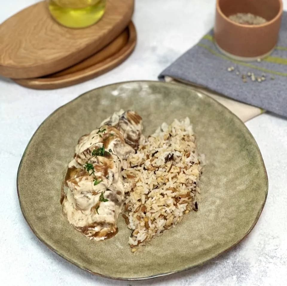 Strogonoff de Vacuno con Arroz Salvaje