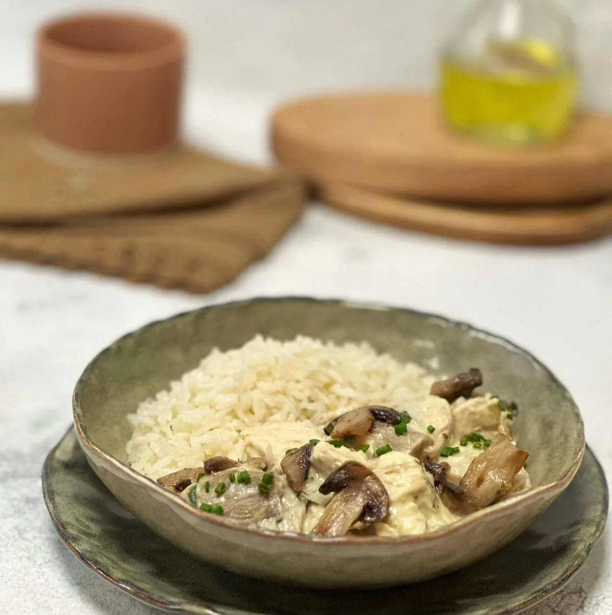 Pollo al Champiñon con Arroz Pilaf