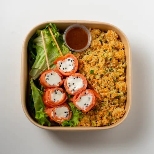 Ensalada de Brochetas de Salmón Ahumado