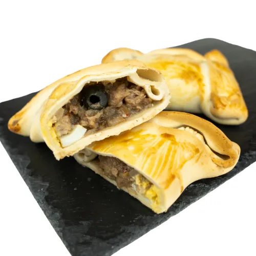 Empanada de Pino Tradicional con Carne de Ternero de Libre Pastoreo, 4 unidades, 720 g